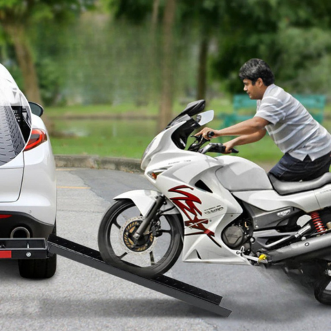 Priză de Moto pentru Remorcă — Transport Sigur și Fiabil