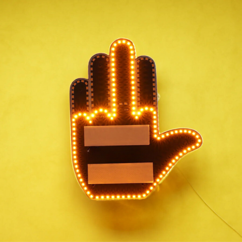 Świecący sygnalizator dla samochodu - Komunikuj się bezpiecznie