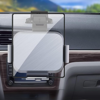 車載電話サポート – 取り付けとワイヤレス充電が統合されています 