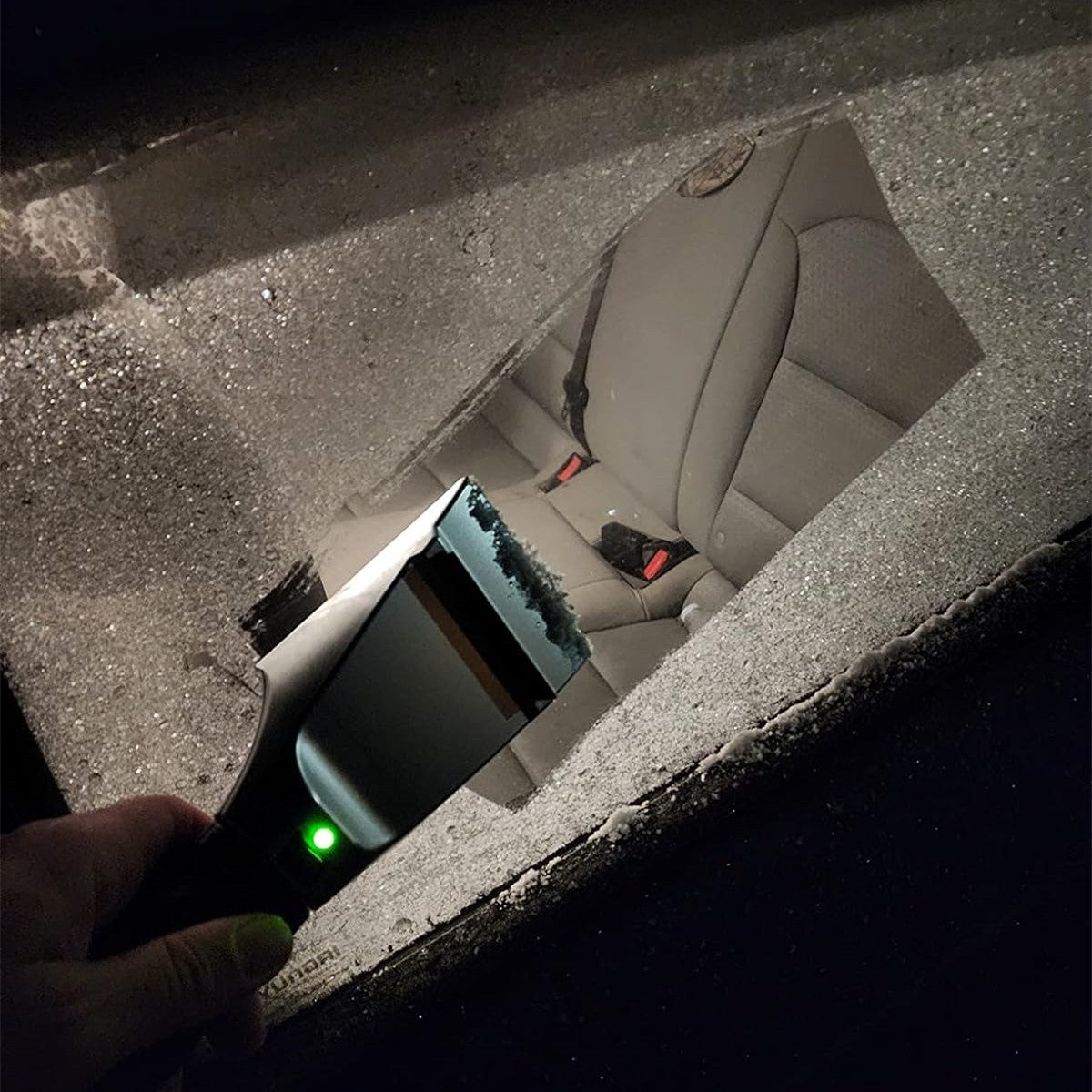 מגרד שמשות חשמלי 12V — שמשה צלולה תוך כמה דקות 